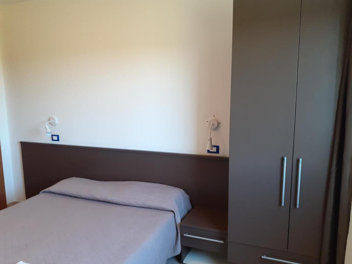 Hotel Solaria Марина-Ромеа Екстер'єр фото
