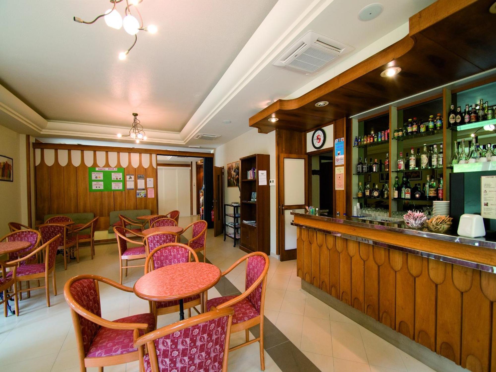 Hotel Solaria Марина-Ромеа Екстер'єр фото