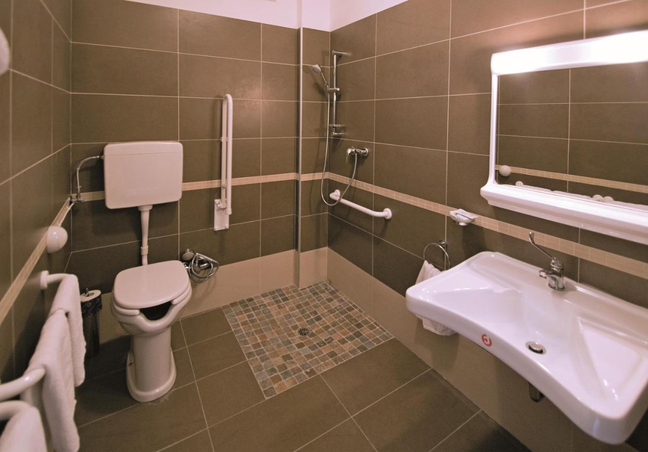 Hotel Solaria Марина-Ромеа Екстер'єр фото